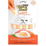 fancy feast puree Kiss